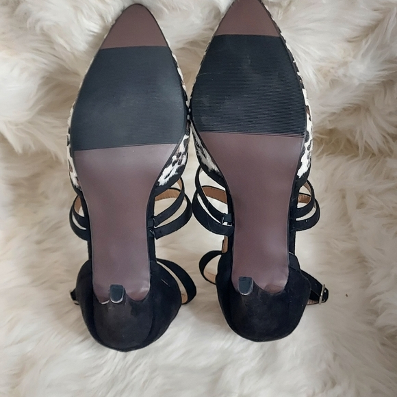 White Snow Leopard Heels 👠 - Picture 9 of 16